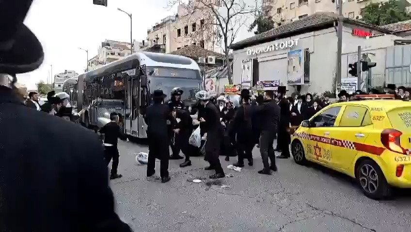 העימותים עם השוטרים בירושלים, היום