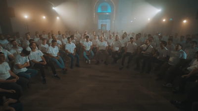 מרגש: בעלה ותלמידיה של לוסי די הי"ד במחרוזת "התנערי"