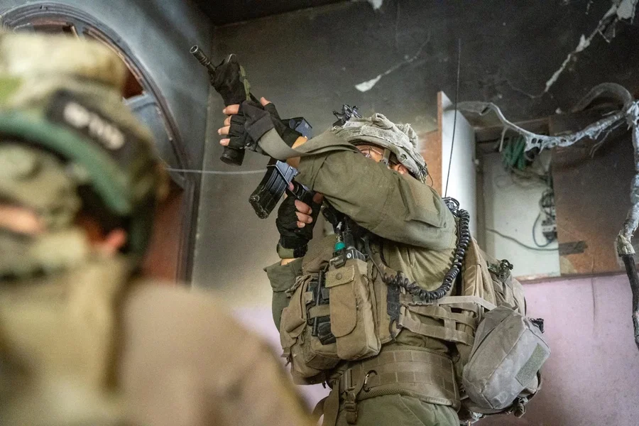 גורמים בארה"ב: איראן תתקוף עוד היום - באמצעות 100 טילים וכטב"מים | מתעדכן