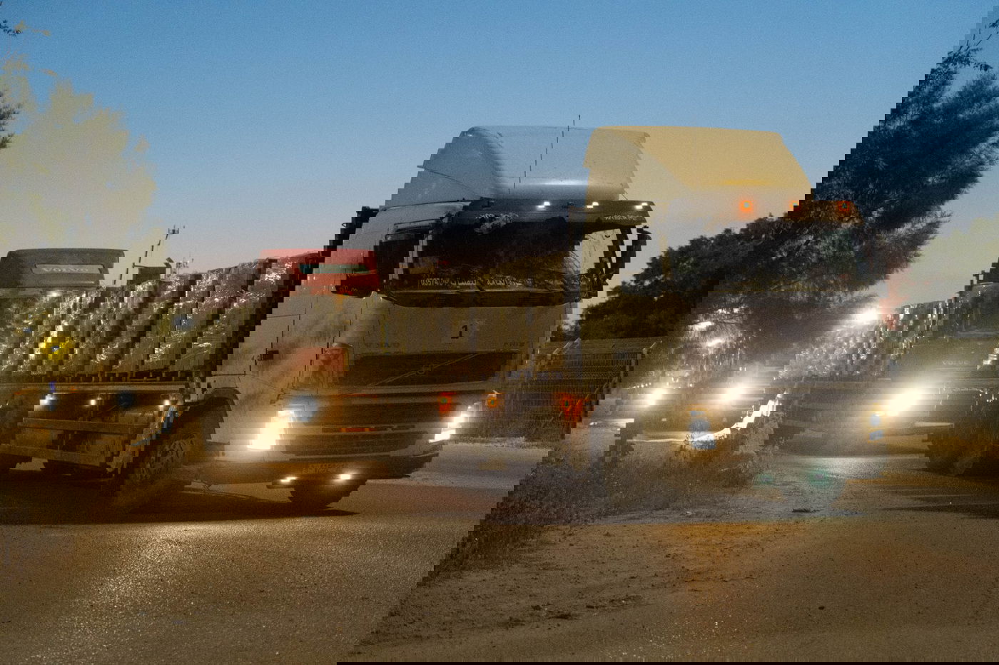 לראשונה: משאיות סיוע הוכנסו דרך המעבר הצפוני לרצועה