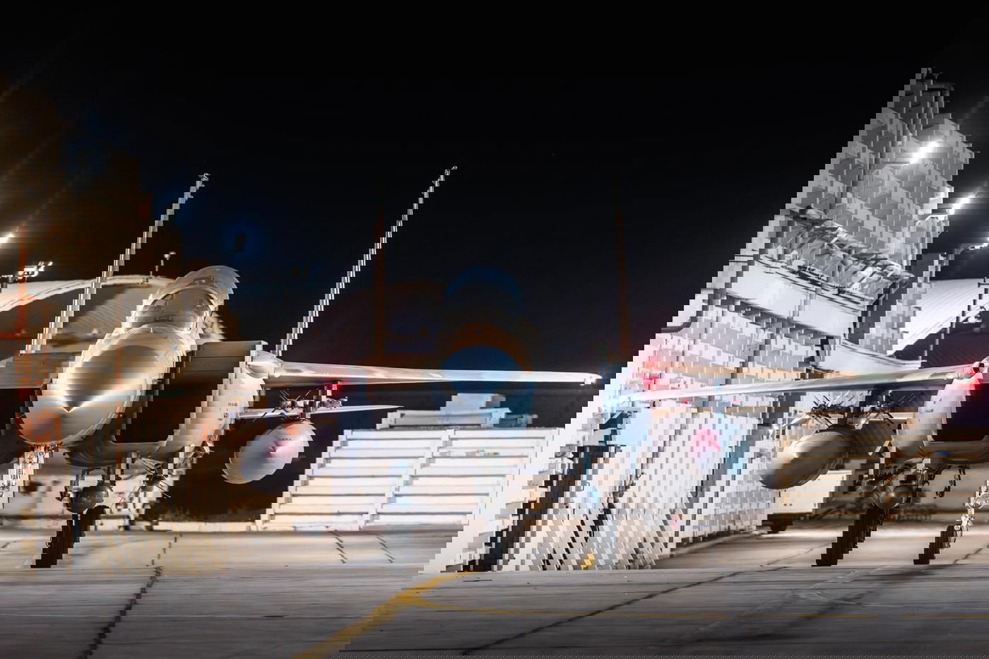 צפו בתיעוד: טייסי חיל האוויר חוזרים לאחר משימת היירוט