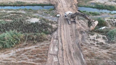 לוחמים הקימו גשר הנדסי על 'נחל עזה' - ויצאו ממנו להתקפה | צפו