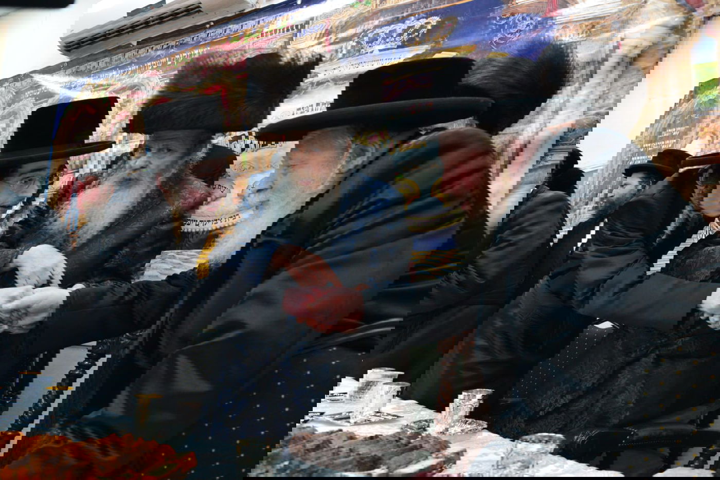 האדמו"ר משומרי אמונים קרית גת בשמחה