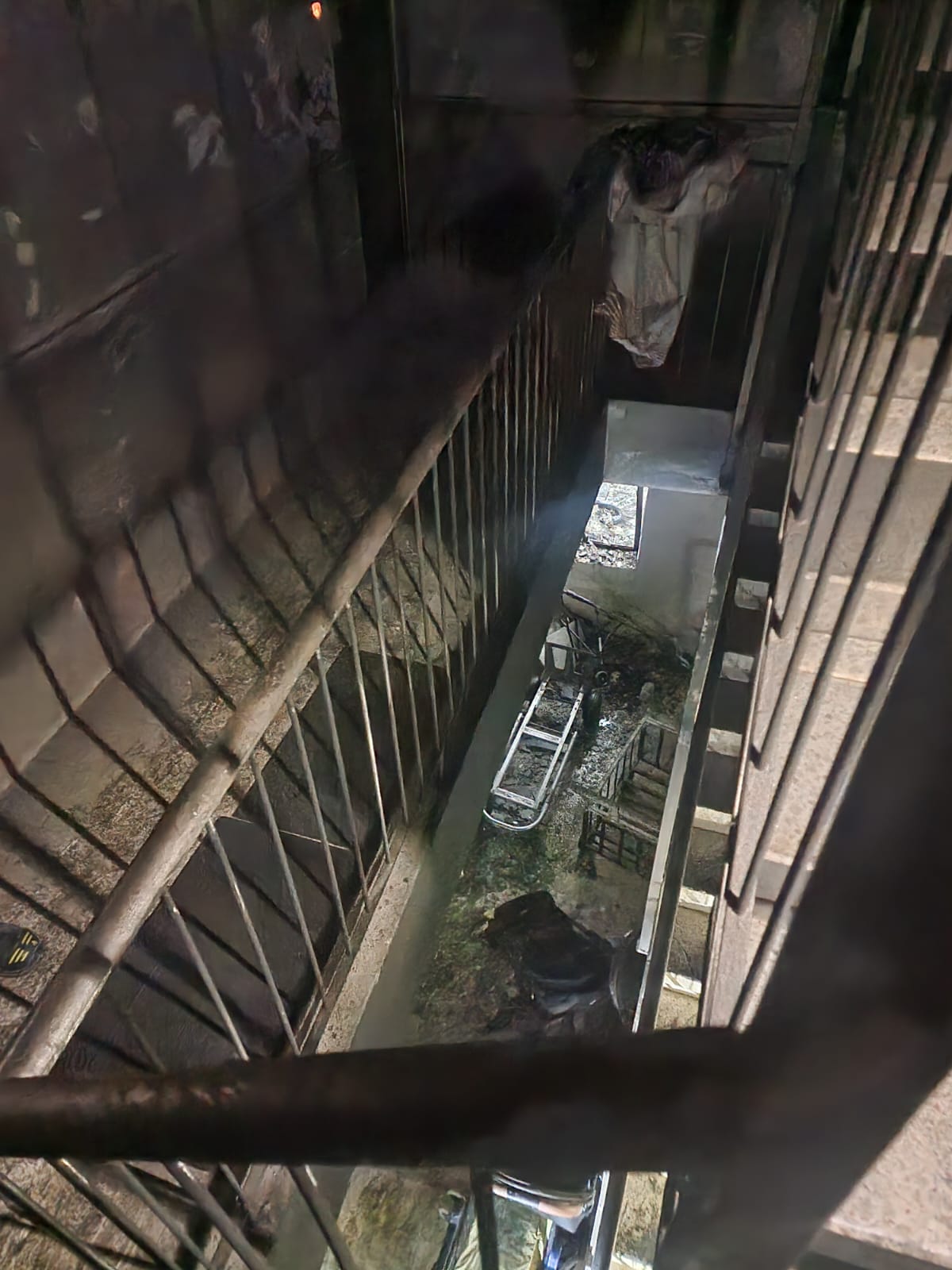 בני ברק: עשרות נפגעים פונו באישון לילה לבתי חולים בעקבות שריפה