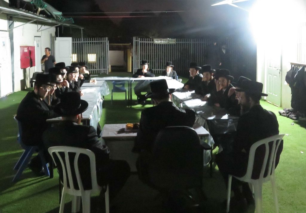 הגה"צ אב"ד ויזניץ אלעד, בביקור בעפולה