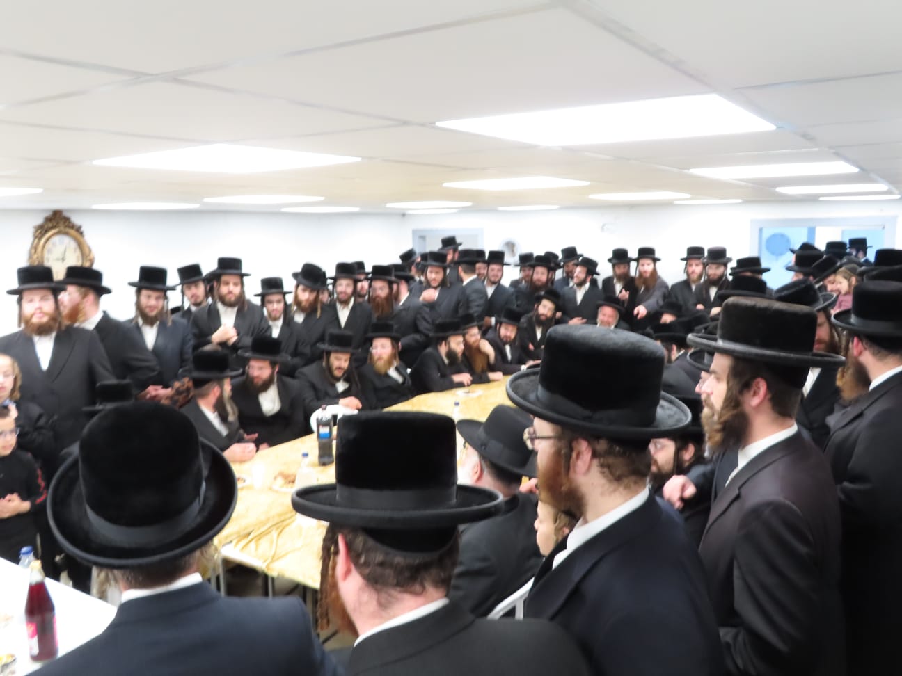 הגה"צ אב"ד ויזניץ אלעד, בביקור בעפולה