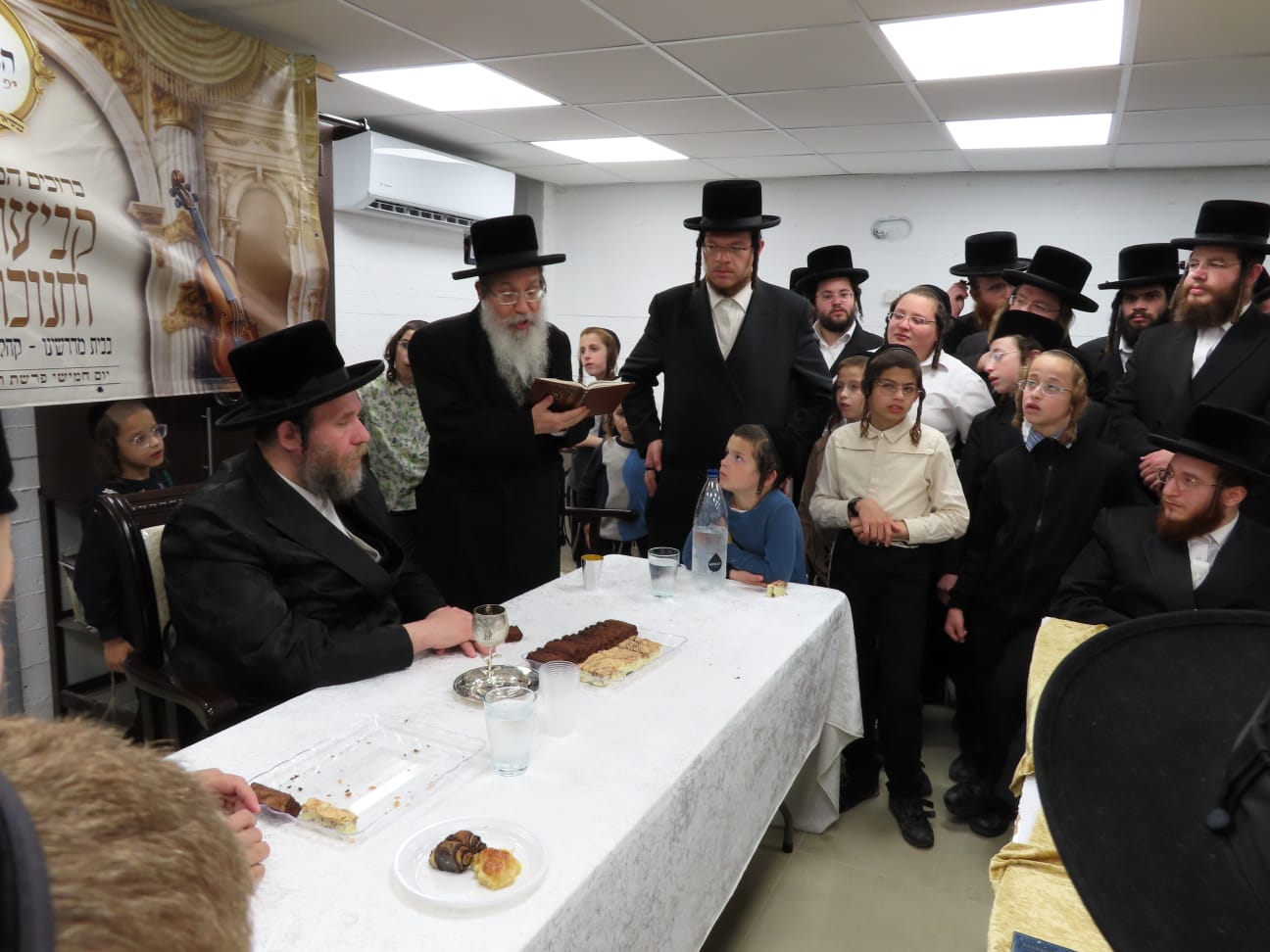 הגה"צ אב"ד ויזניץ אלעד, בביקור בעפולה