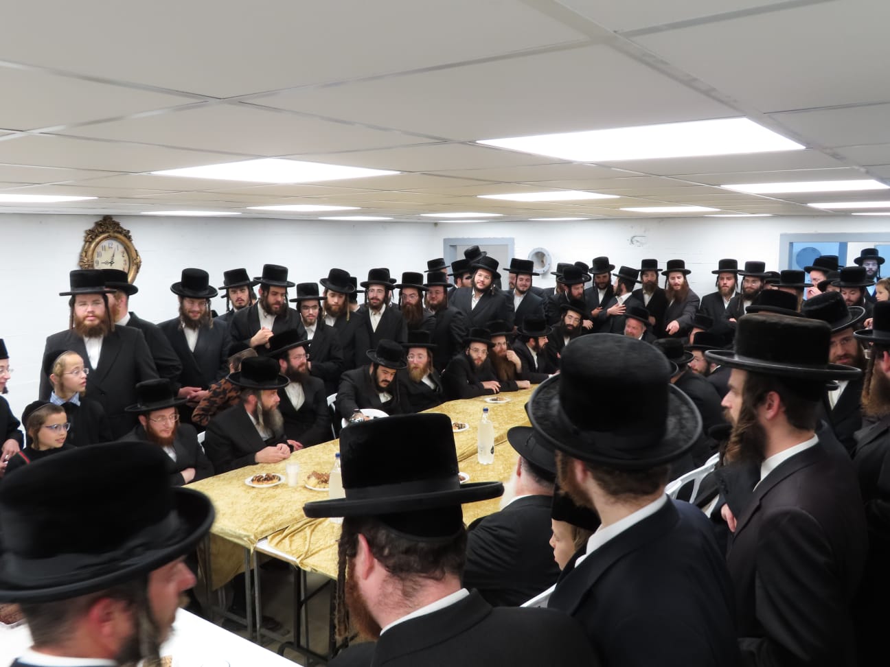 הגה"צ אב"ד ויזניץ אלעד, בביקור בעפולה