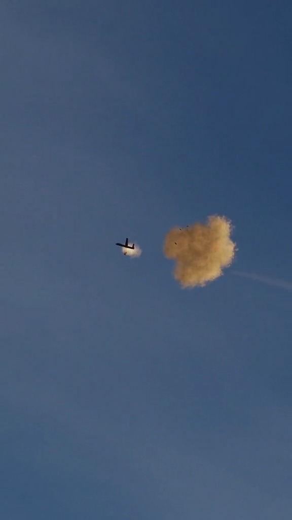 צפו בתיעוד: מטוס קרב מיירט כטב"מ מעל מירון