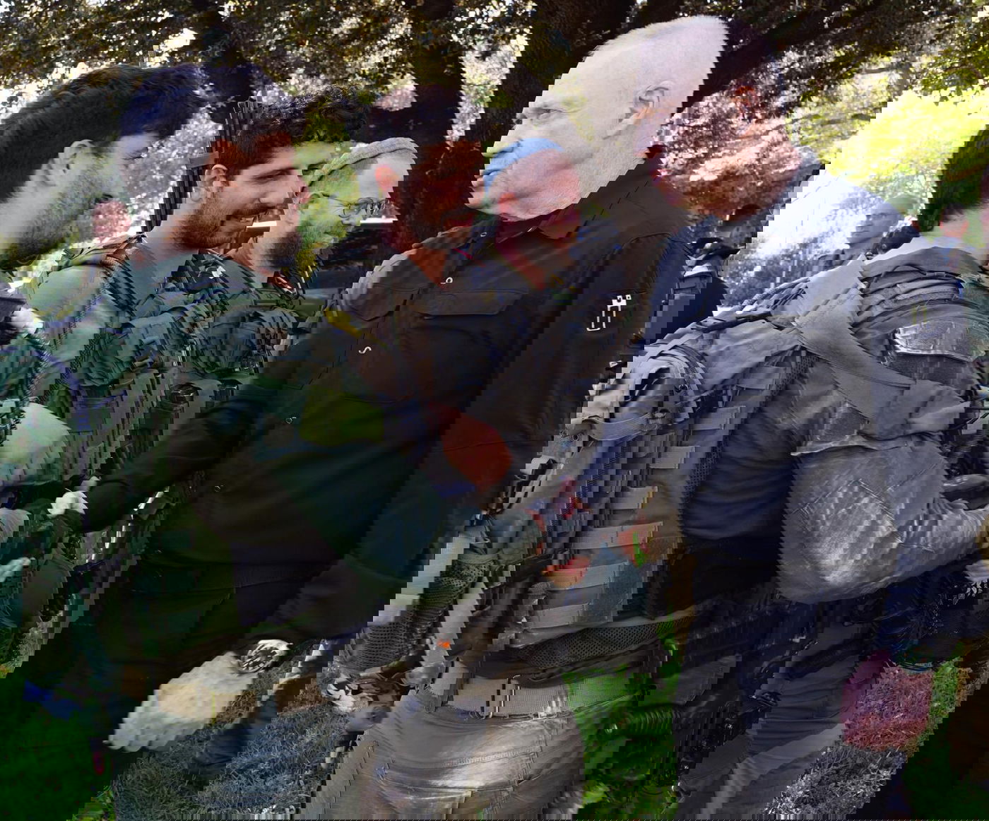 גלנט עם הלוחמים בגבול הצפון