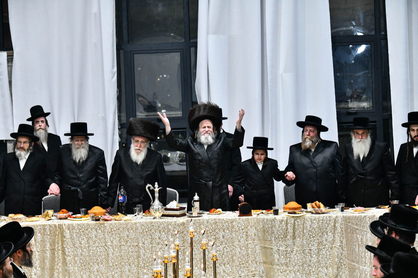 שמחת הבר מצווה לבן האדמו"ר מדינוב ביתר 