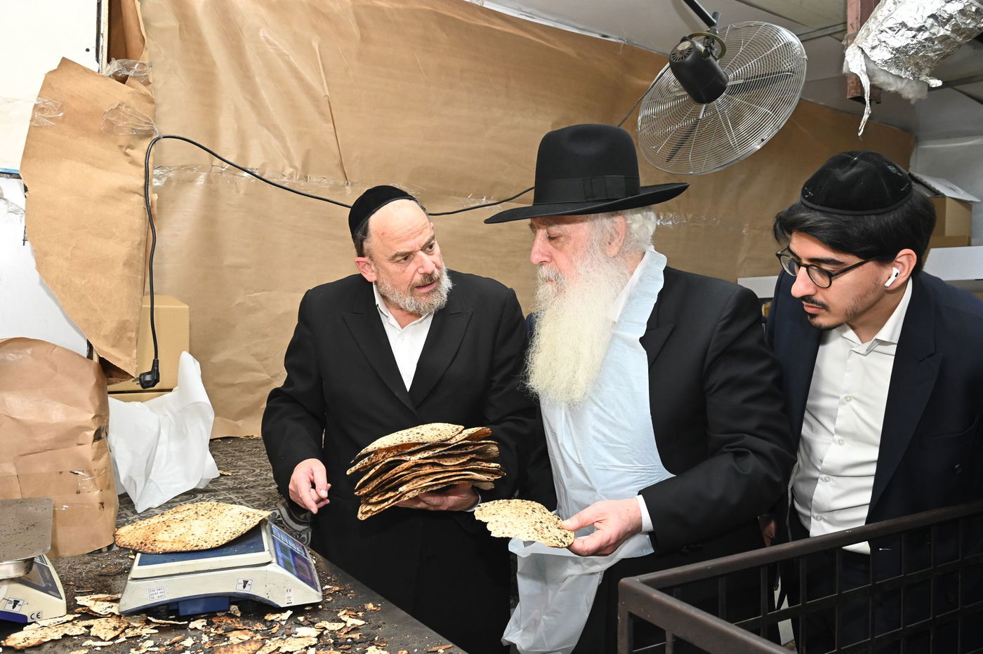 הגרד"ח פינטו באפיית מצות