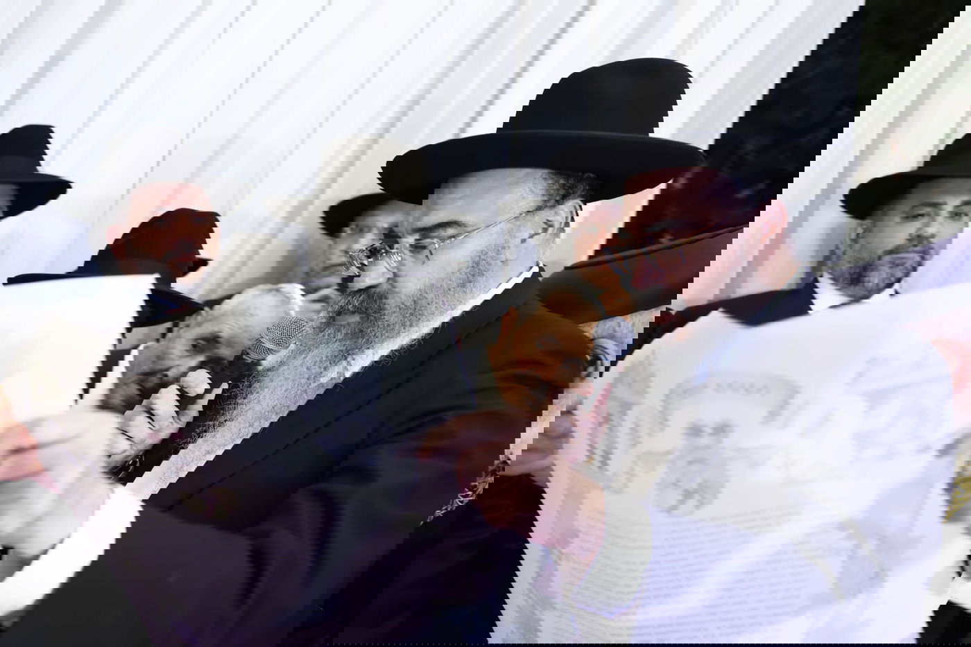 הבן של המשב"ק של הבבא ברוך התחתן עם נכדת הבבא סאלי | תיעוד