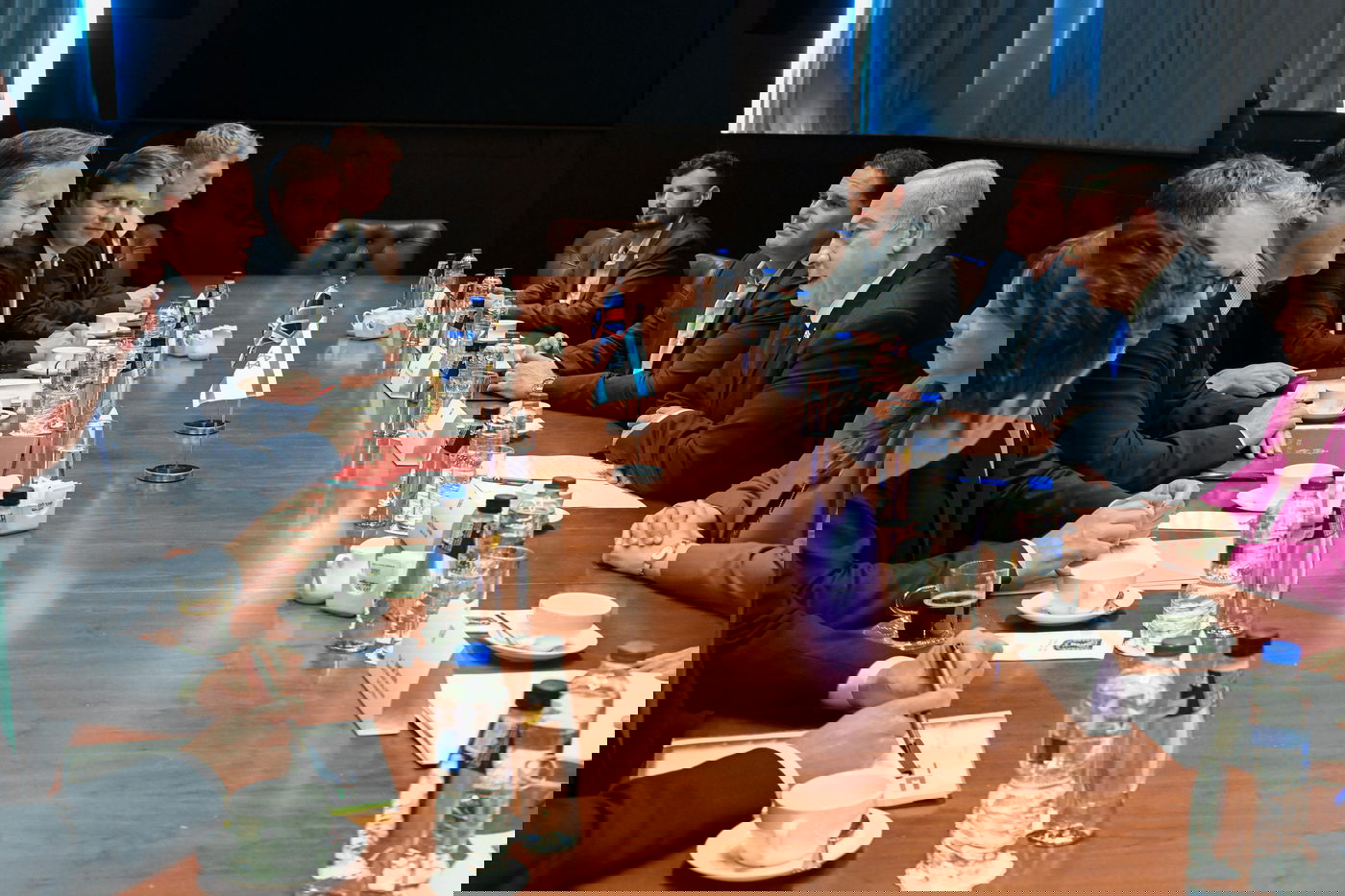 הפגישה עם קמרון