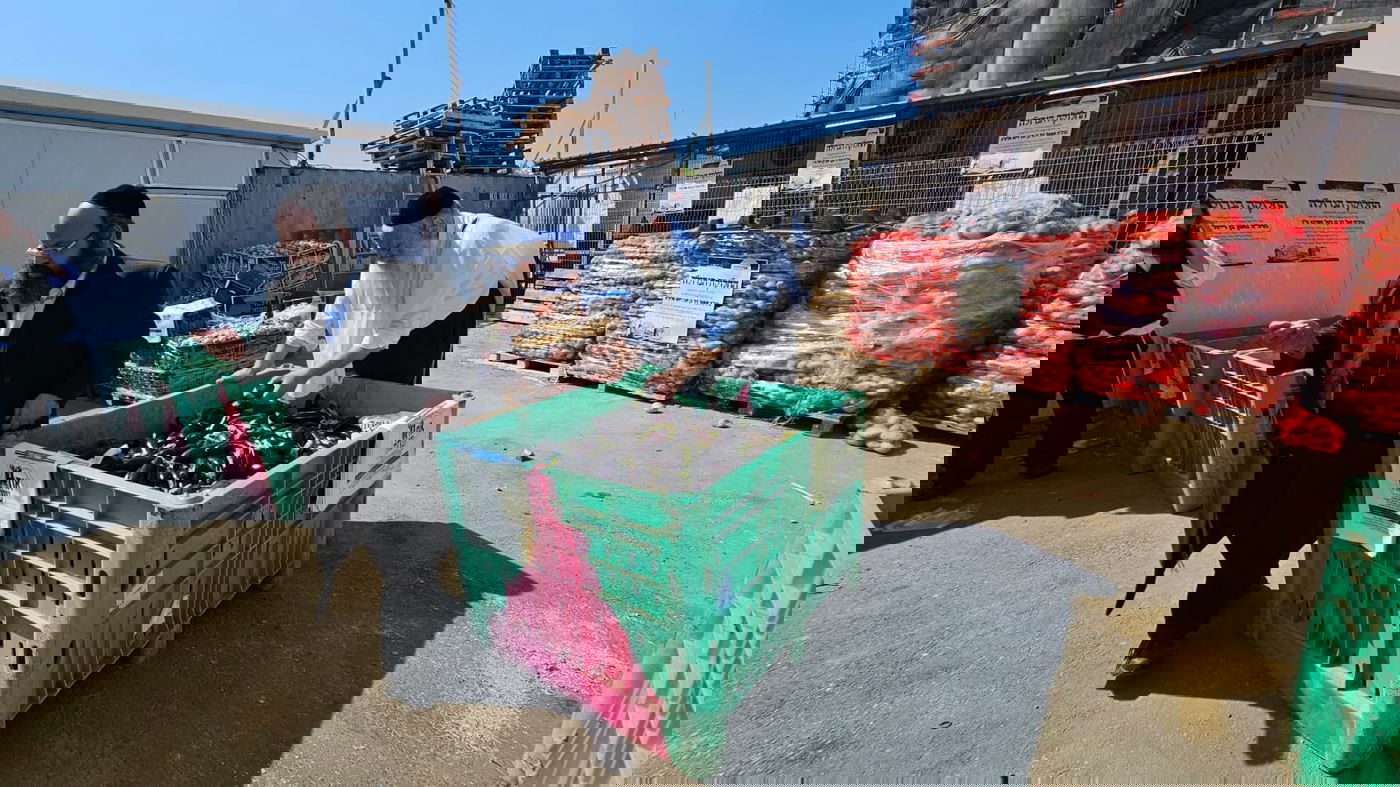 ערבי פסחים ברחובות העיר ב"ב