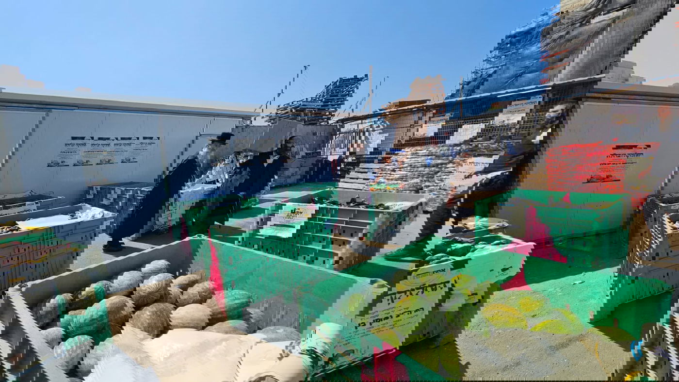 ערבי פסחים ברחובות העיר ב"ב