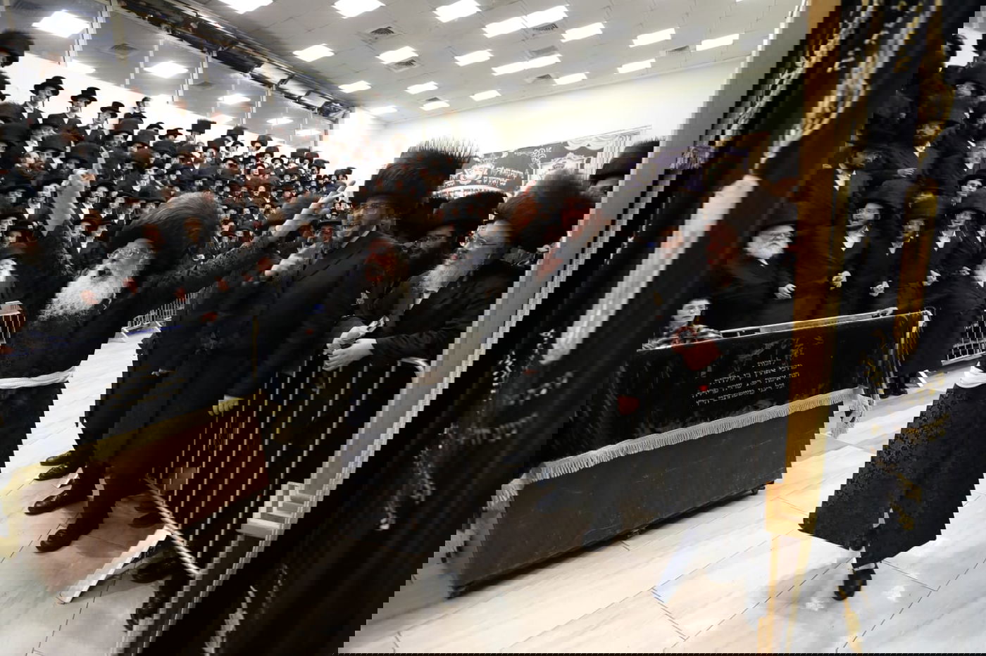 הכנסת ספר תורה משפחת בוקצ'ין לנדבורנה ירושלים