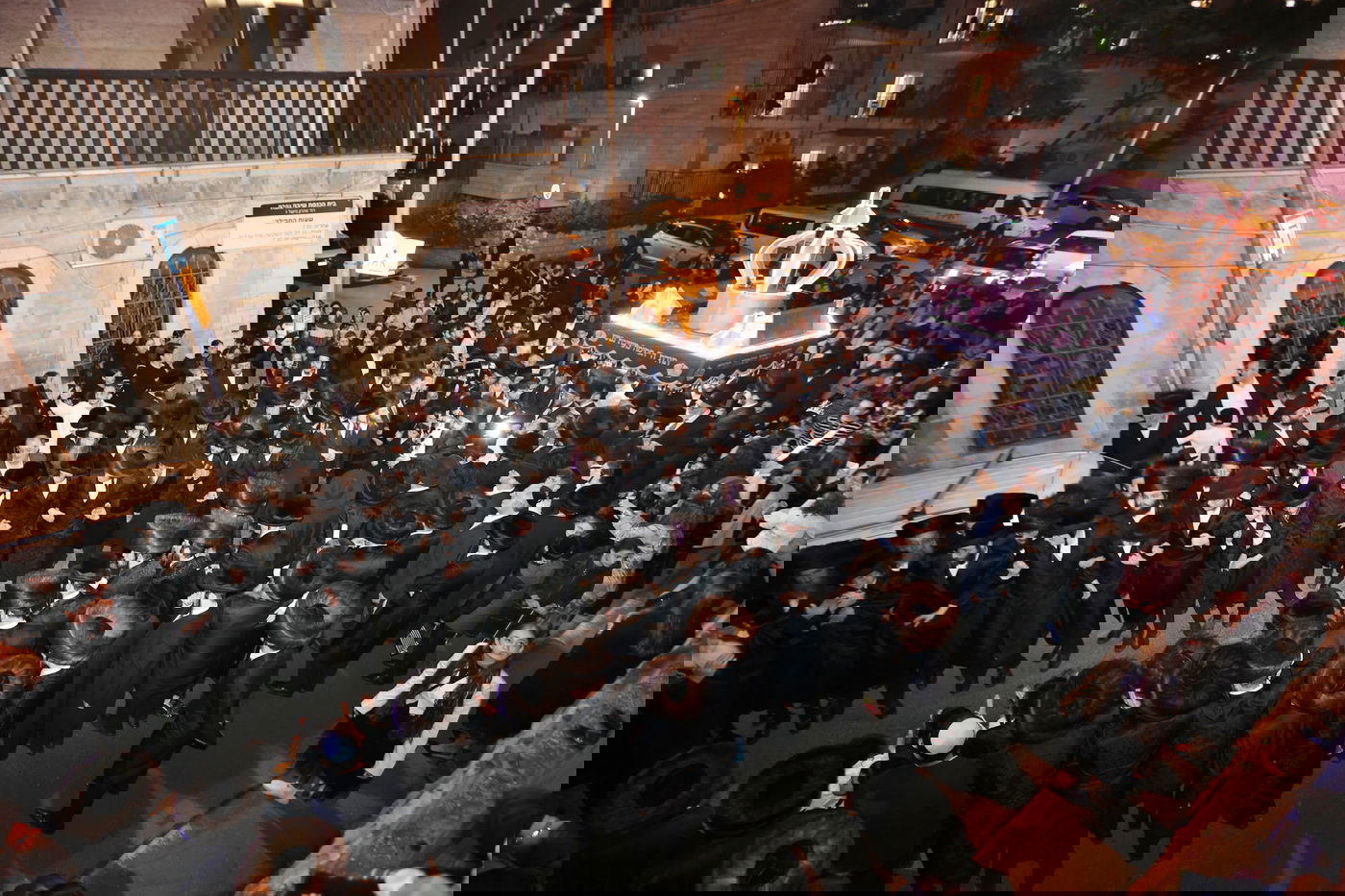 הכנסת ספר תורה משפחת בוקצ'ין לנדבורנה ירושלים