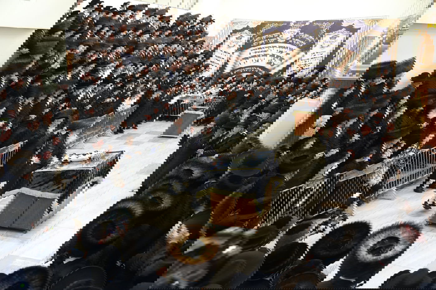 הכנסת ספר תורה משפחת בוקצ'ין לנדבורנה ירושלים