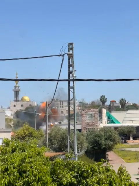 רגע הפגיעה במתנ"ס בערב אל עראמשה בגבול לבנון
