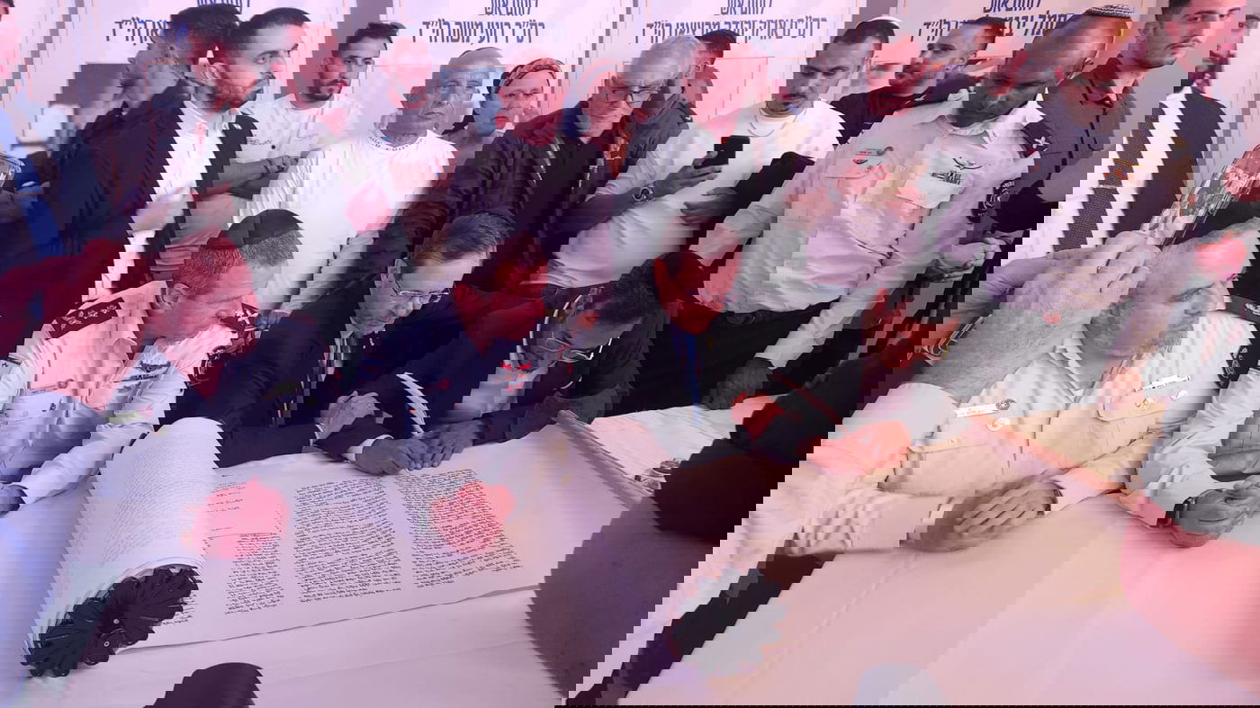 זופניק בכיכר • כל התמונות, הנייעס והחשיפות של השבוע