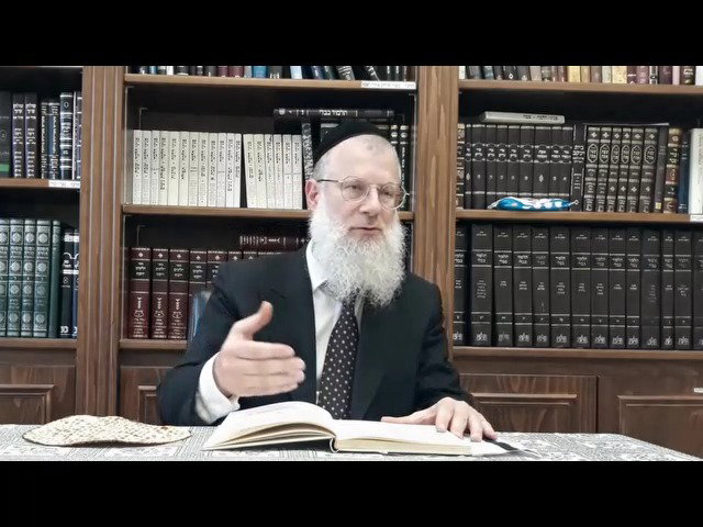 הרב אברהם יוסף שוורץ, בשיעור הכנה לפסח