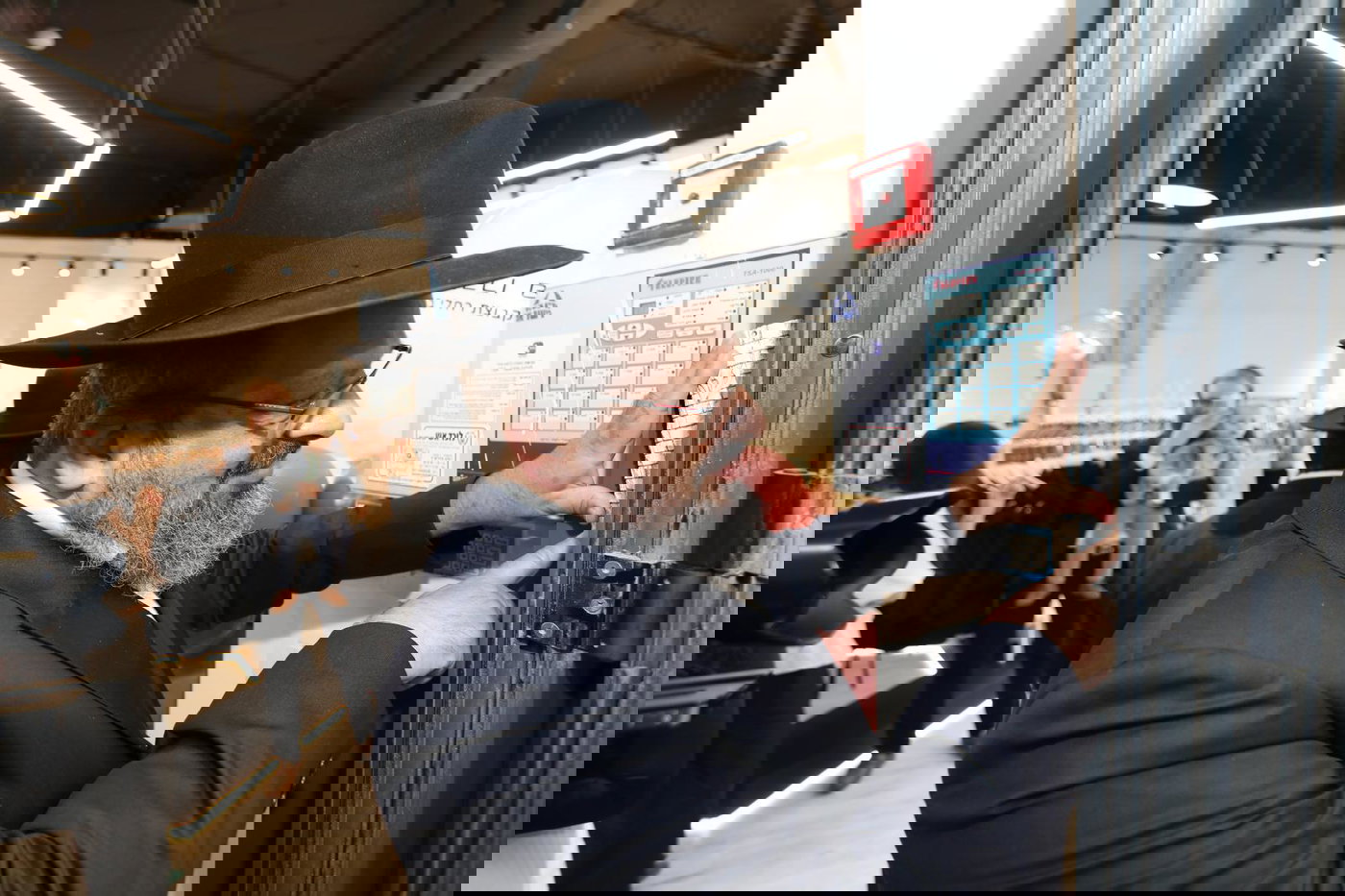 בלב הפועם של ירושלים: סניף הדגל החדש של קבוצת רחלי ברית