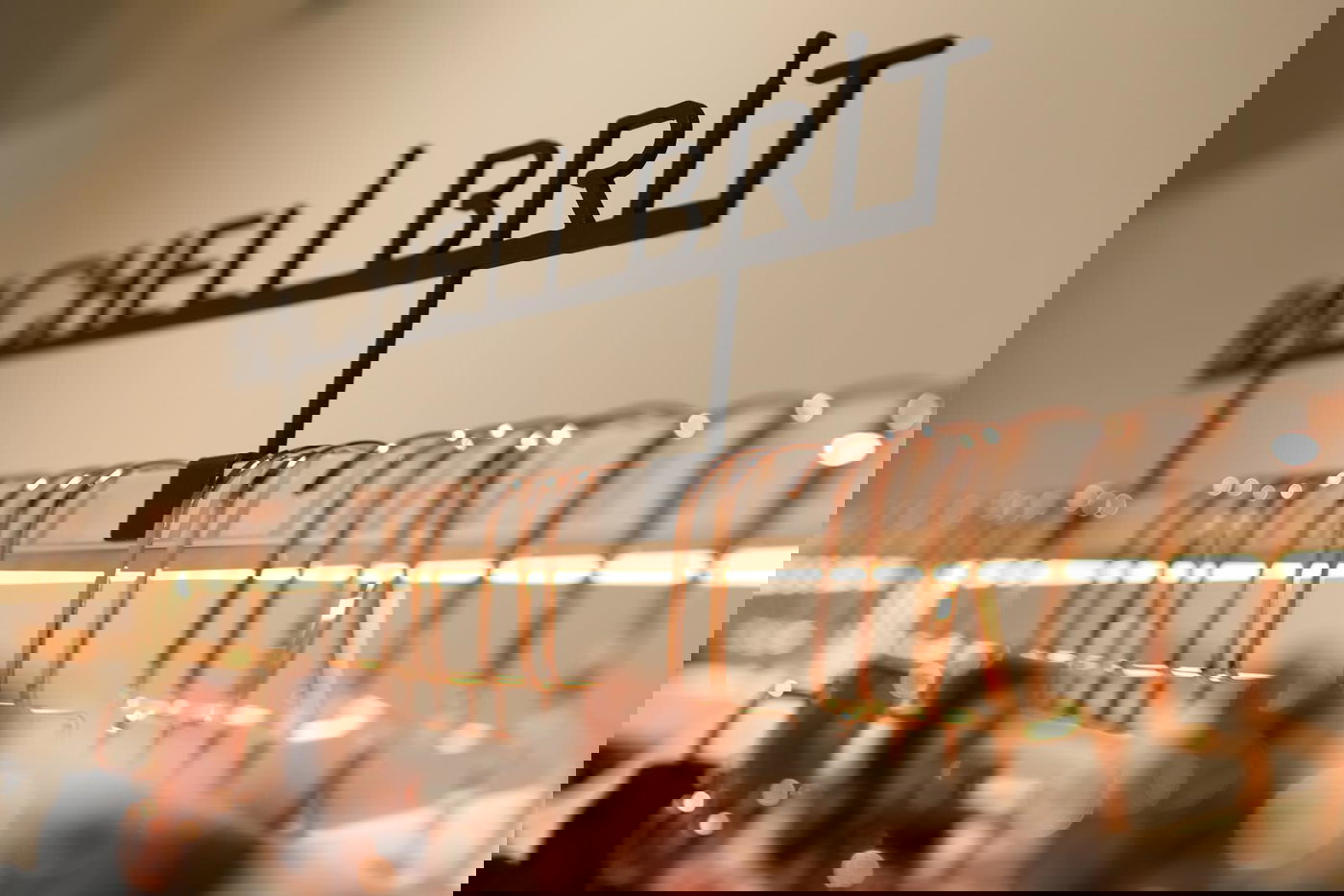 בלב הפועם של ירושלים: סניף הדגל החדש של קבוצת רחלי ברית