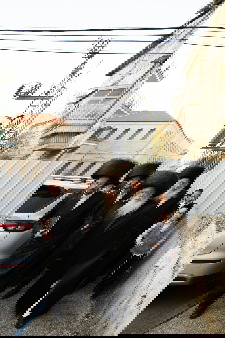 האדמו"ר מנדבורנה ירושלים בברכת האילנות