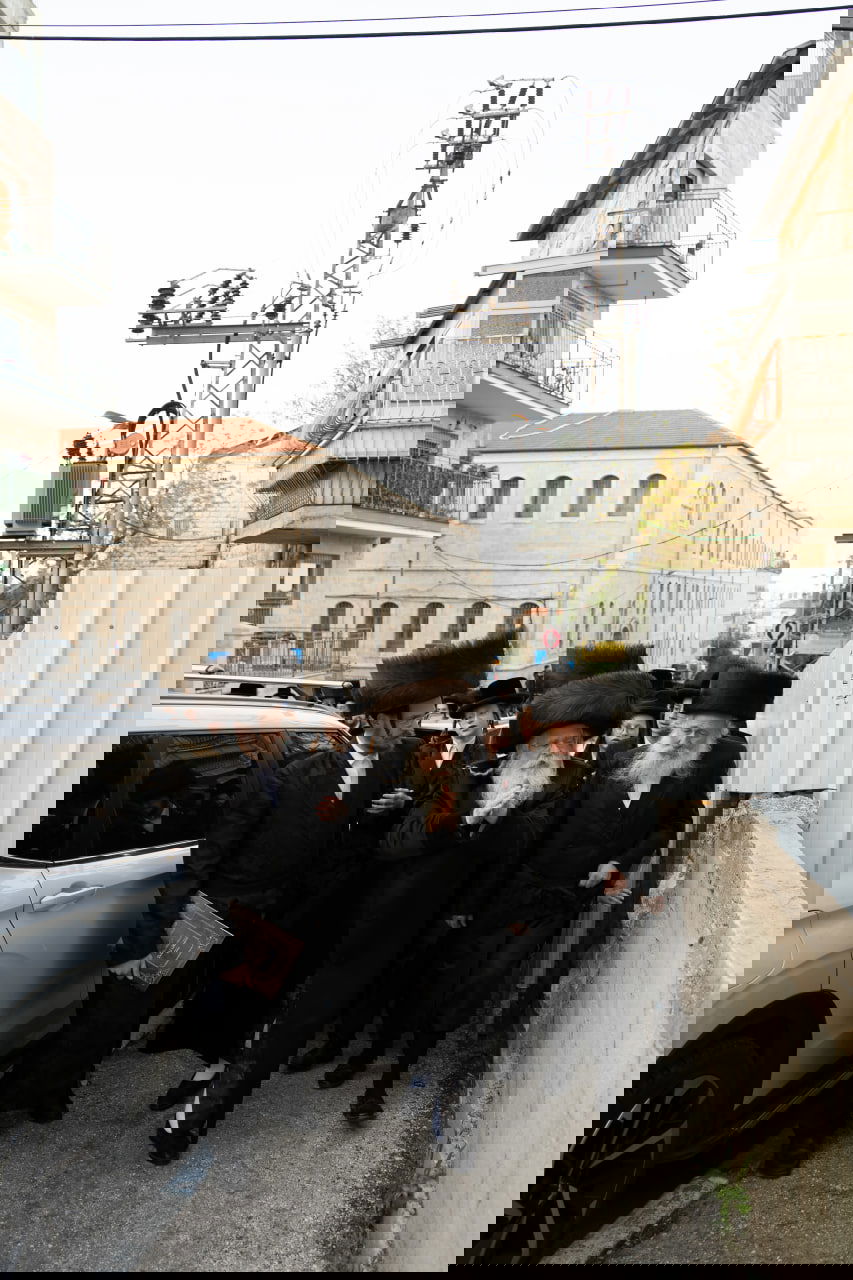 האדמו"ר מנדבורנה ירושלים בברכת האילנות