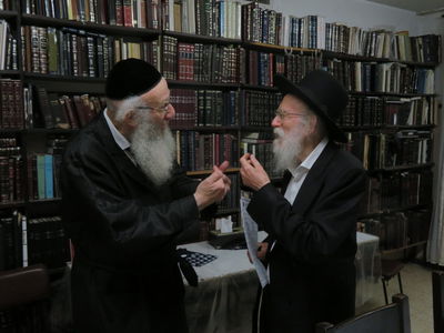 הגר"ש גלאי בביקור בבית הגרי"א דינר