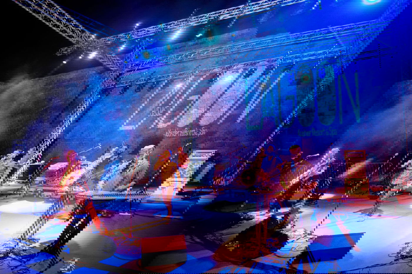 צפו: המופע ההיסטורי של ישי ריבו בקפריסין