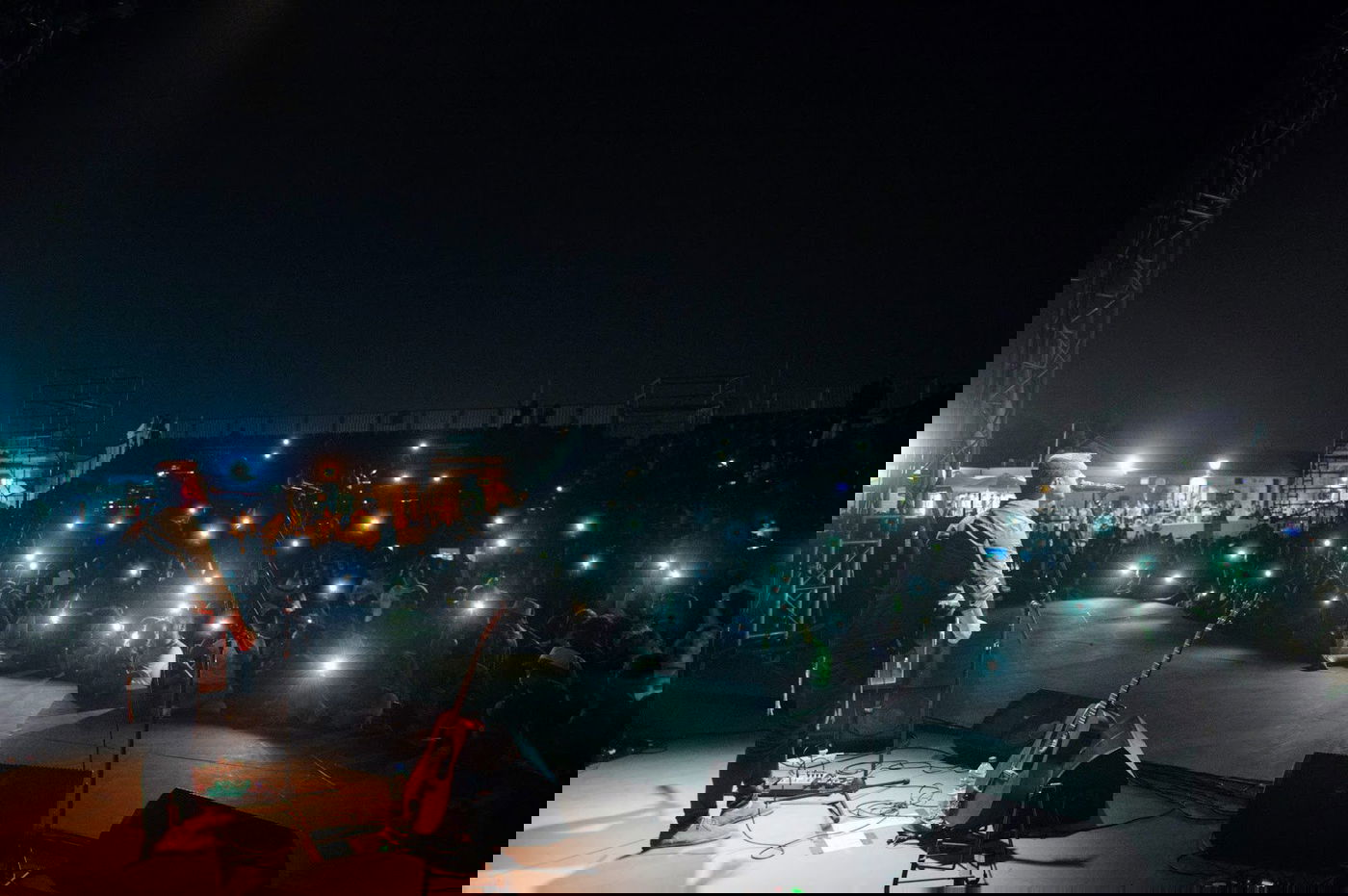 צפו: המופע ההיסטורי של ישי ריבו בקפריסין