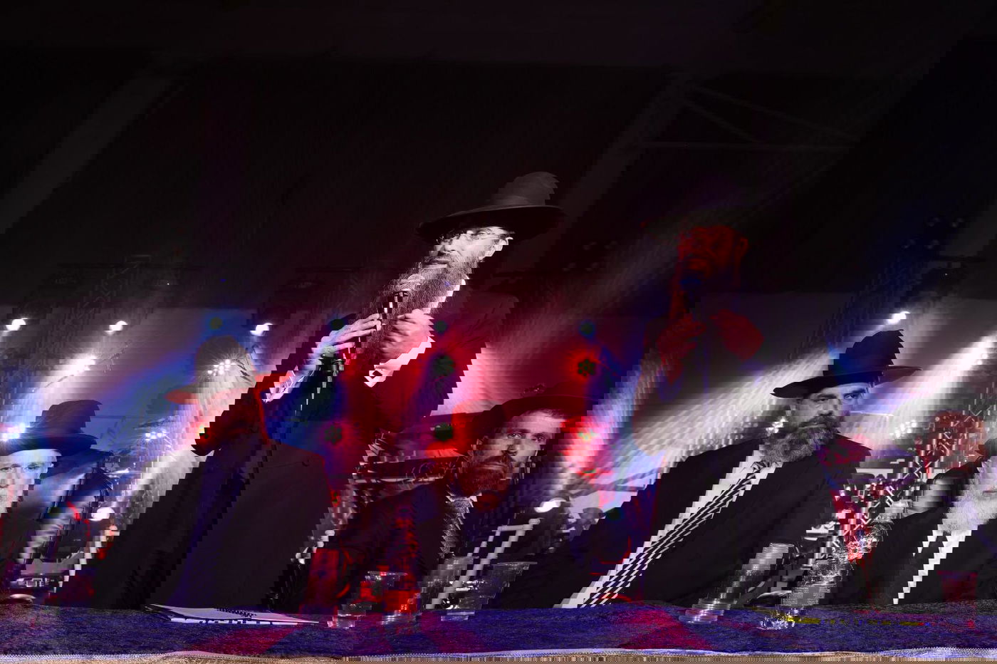 הגר"ז כהן בהקבלת פני רבו ברגל