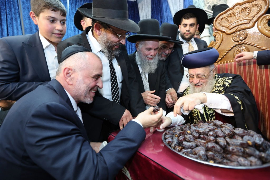 רבנים, אישי ציבור ועמך בית ישראל בהקבלת פני רבו לראש"ל