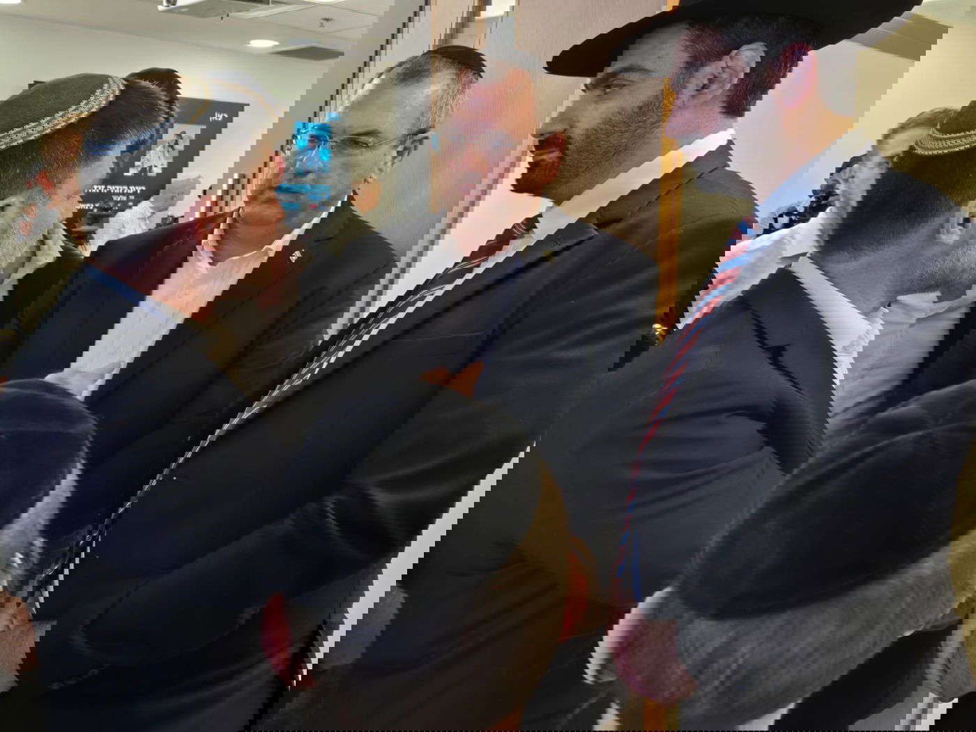 זופניק בכיכר • כל התמונות, הנייעס והחשיפות של פסח והמסתעף