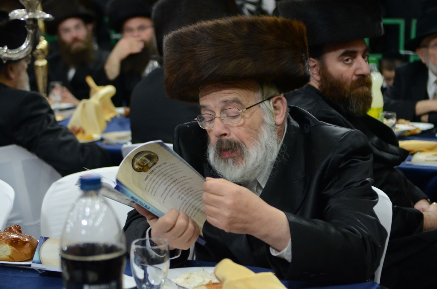 בדינר לטובת מוסדות צאנז