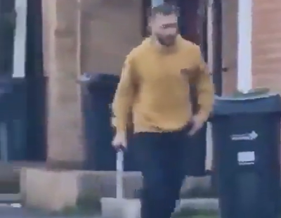 לונדון: אדם דקר אזרחים ושוטרים באמצעות חרב - ונעצר    