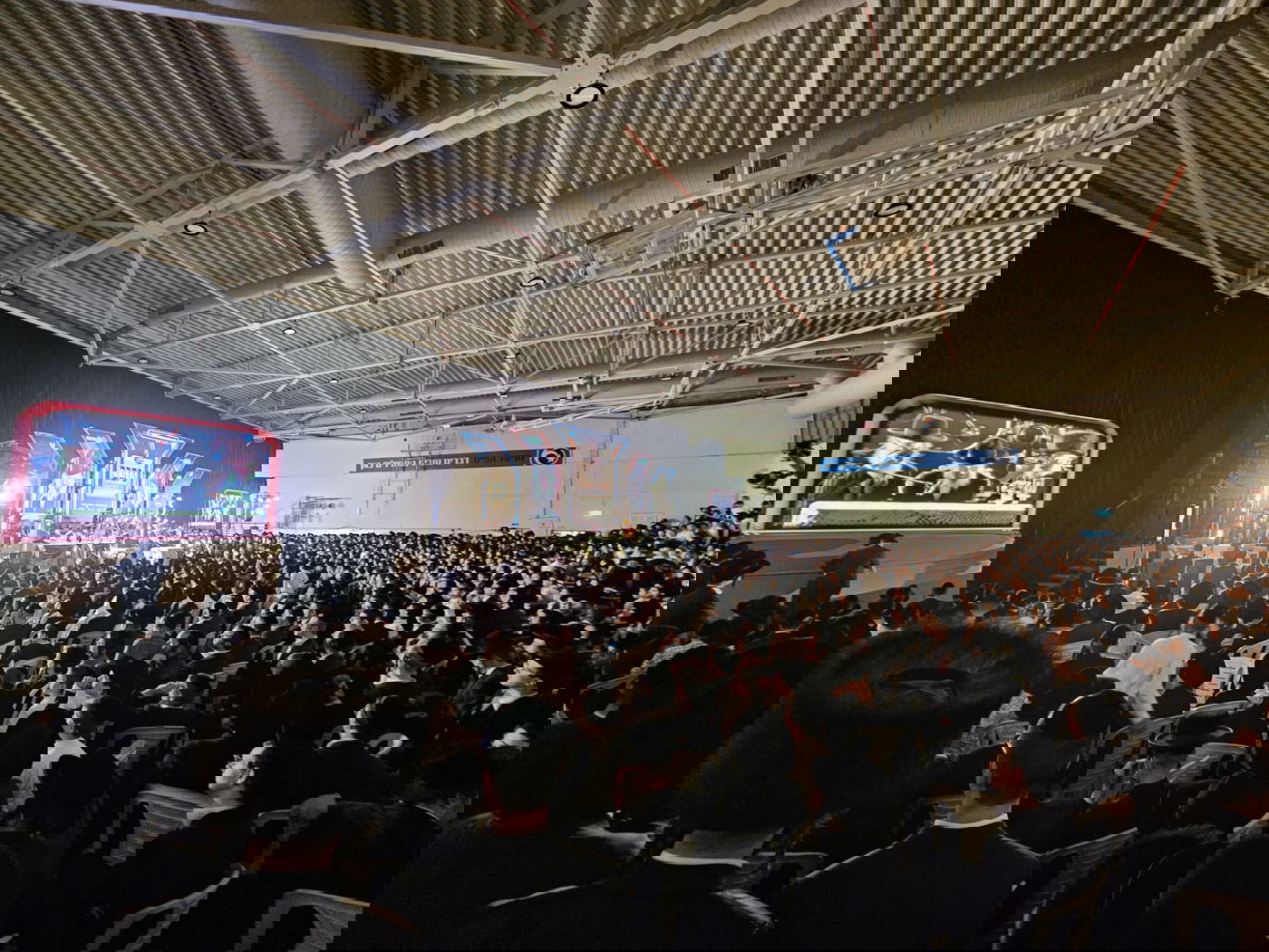 אירוע חלוקת המלגות של תוכנית "כתבתם" בעיריית ביתר עילית בראשות המשגיח הגאון רבי דן סגל