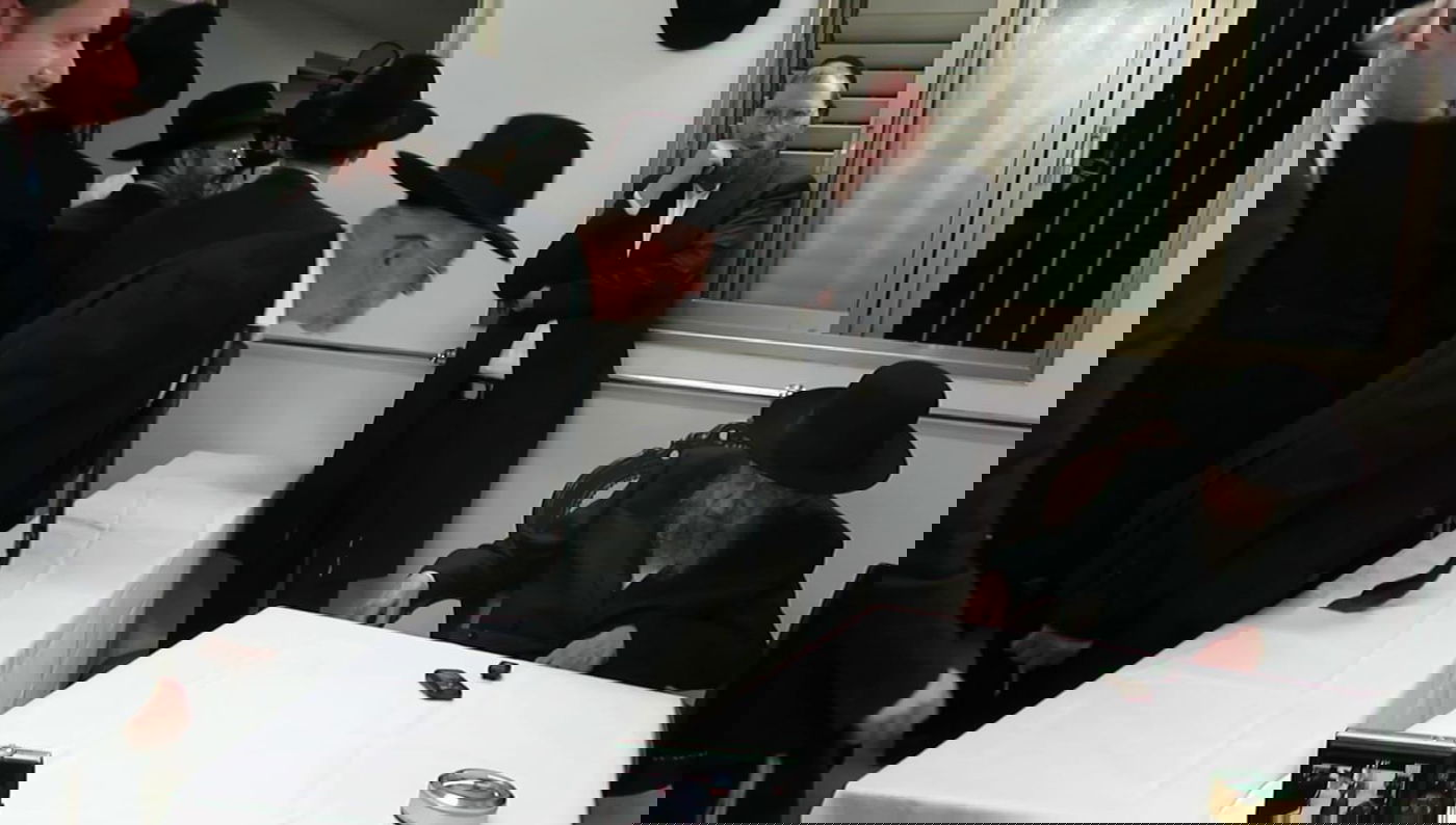 פסח במחיצת הגר"ד לנדו