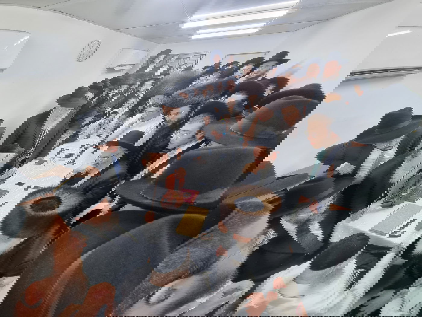 פסח במחיצת הגר"ד לנדו