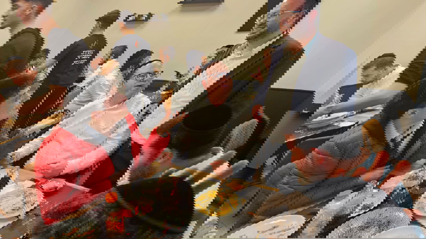 זופניק בכיכר • כל התמונות, הנייעס והחשיפות של פסח והמסתעף