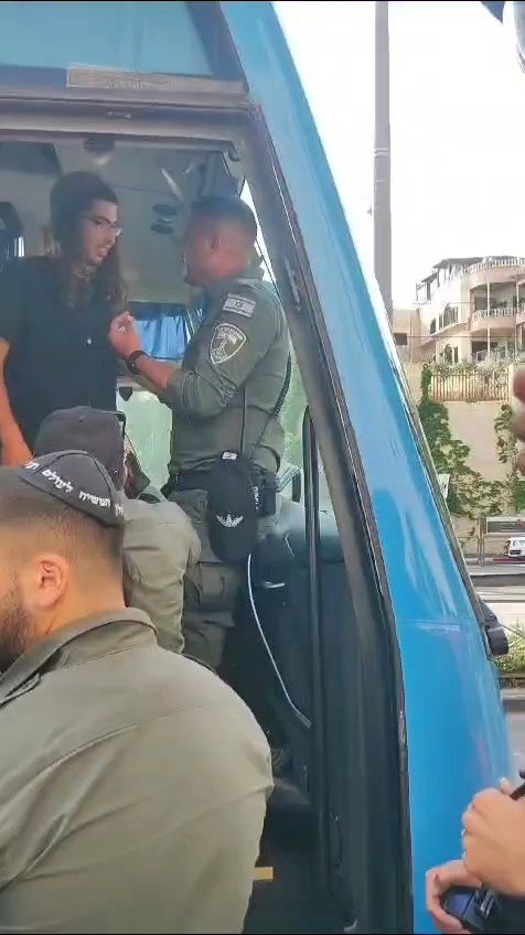 שחרור העצורים