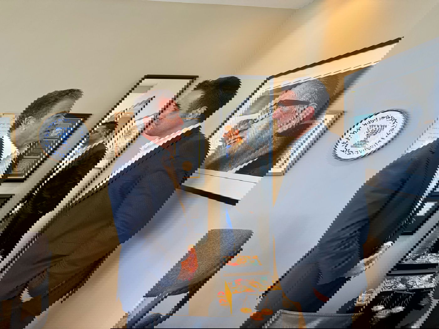 זופניק בכיכר • כל התמונות, הנייעס והחשיפות של פסח והמסתעף