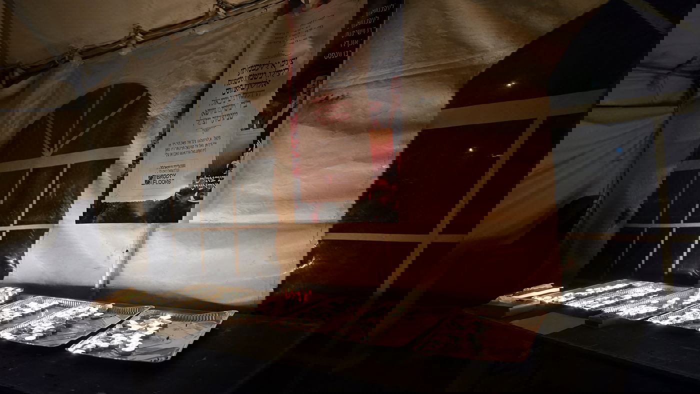 יאר צייט ראשון לר' מיכאל שניצלער