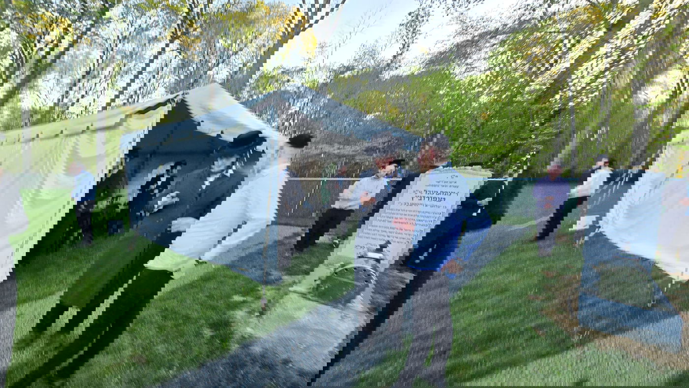 יאר צייט ראשון לר' מיכאל שניצלער