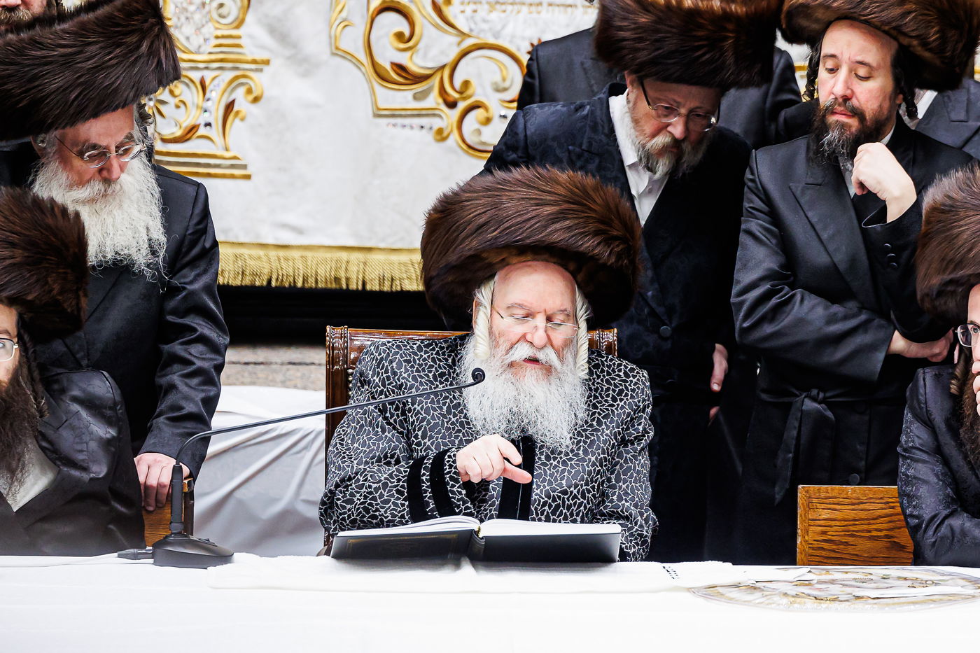 חג הפסח בחצה"ק באבוב