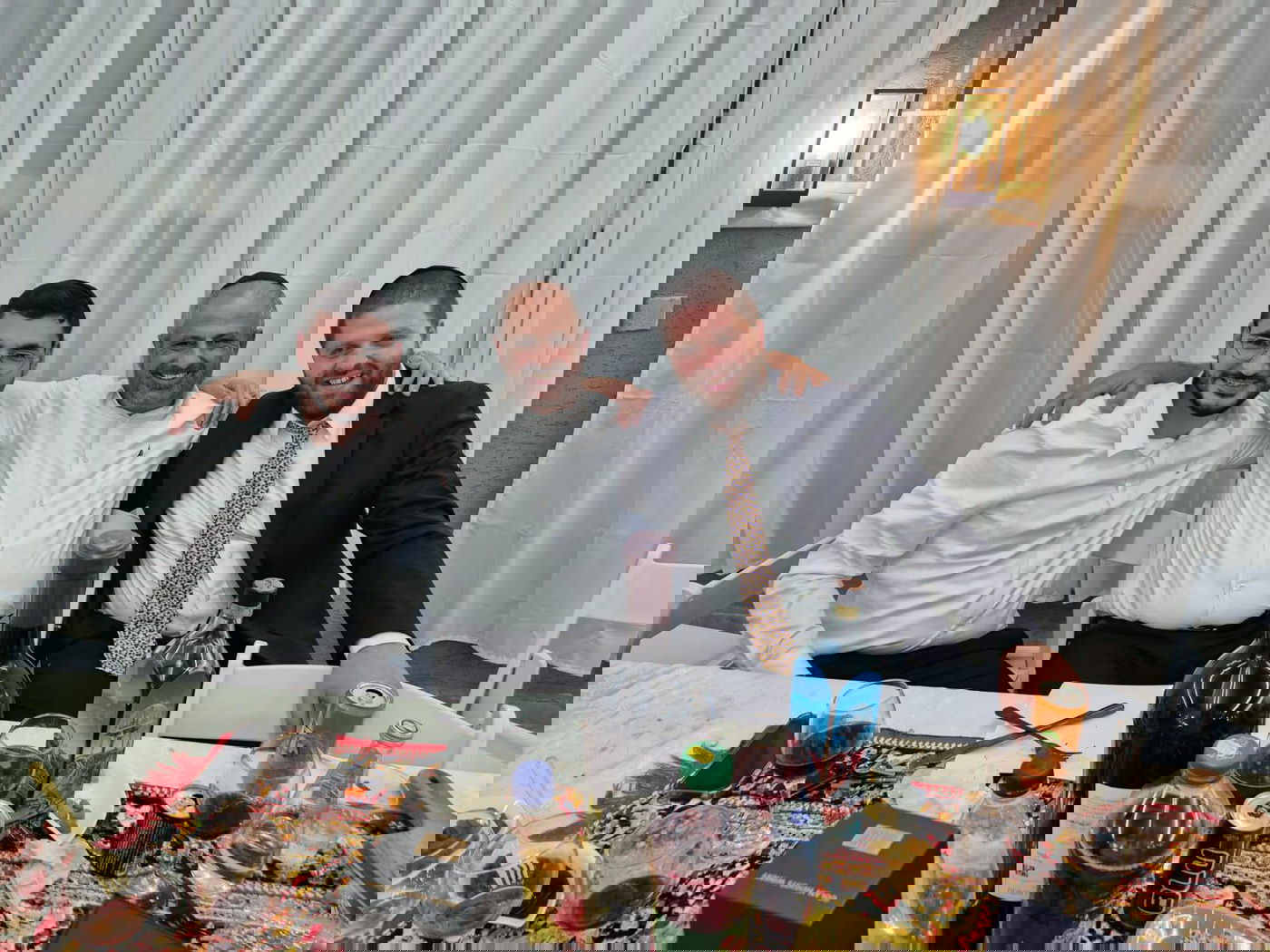 זופניק בכיכר • כל התמונות, הנייעס והחשיפות של פסח והמסתעף