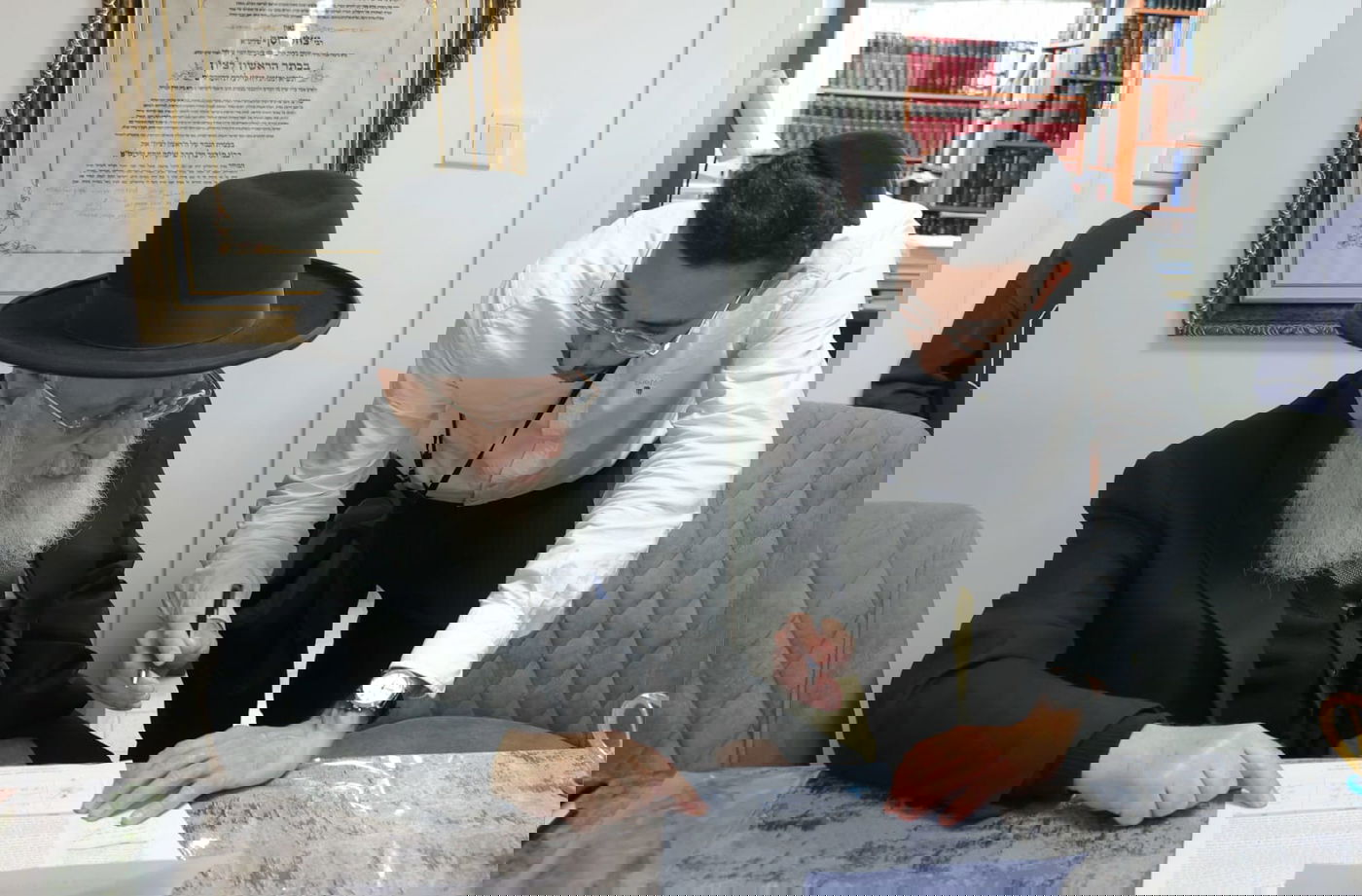 זופניק בכיכר • כל התמונות, הנייעס והחשיפות של פסח והמסתעף