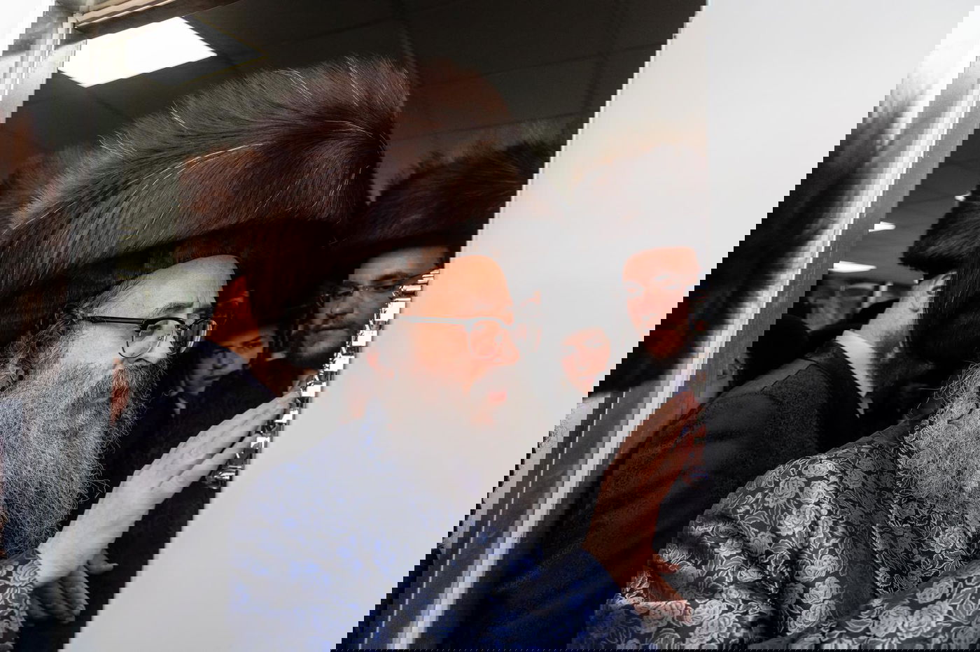 הגה"צ ראש ישיבת סאטמאר בחנוכת בית המדרש בבי"ש